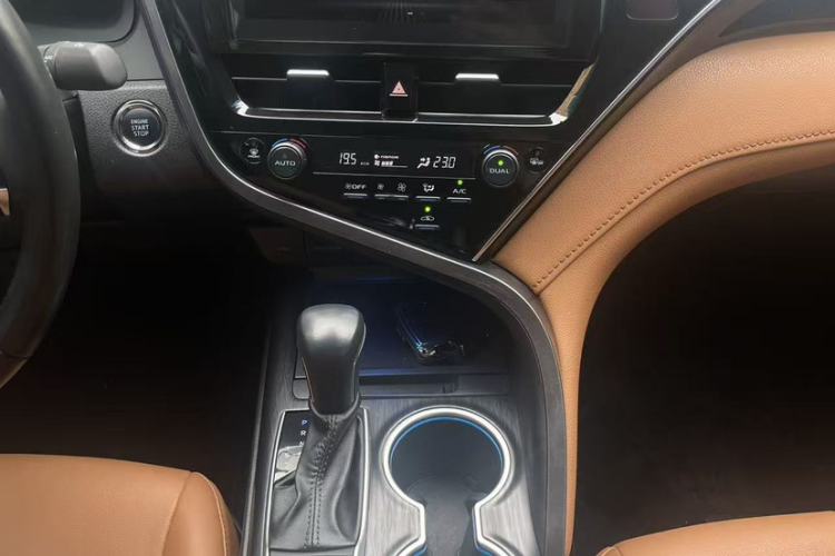 Used Toyota Camry 2021 2.5G Luxury Edition