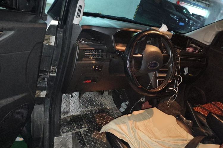 Used Karry Dolphin EV 2021 Upgraded Smart Enjoyment Model Steering Wheel