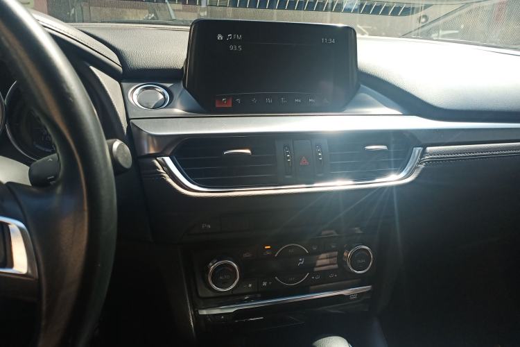 Used Mazda Atenza 2017 2.0L Blue Sky Luxury Edition