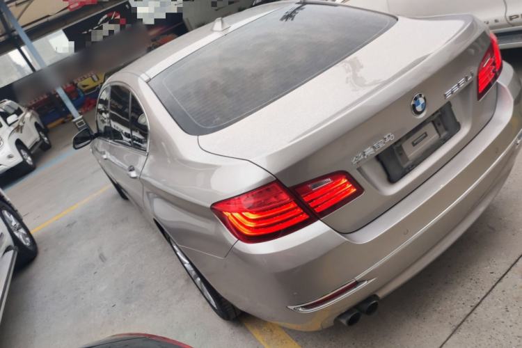 Used BMW 5 Series 2014 525Li Luxury Design Package Rear Left 45 Deg