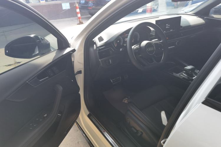 Used Audi A4L 2023 40 TFSI quattro Luxury Dynamic Edition Driver Seat