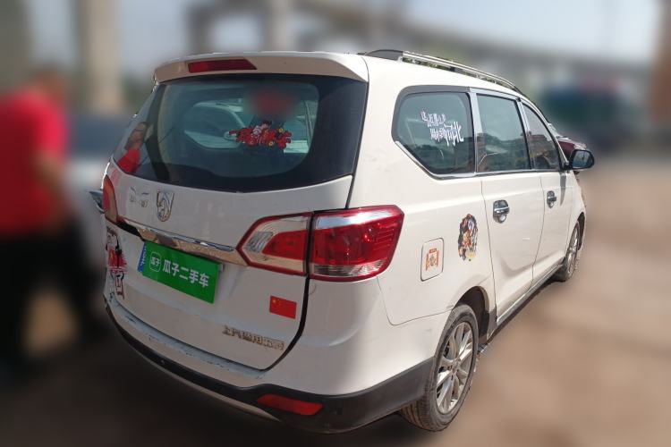 Used Baojun 730 2014 1.5L manual standard trim 7 seats