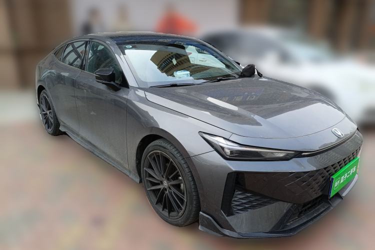 Used CHANGAN UNI-V 2024 1.5T Prestige Sport Edition
