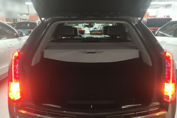 Used Cadillac SRX 2015 3.0L Comfort Version Trunk