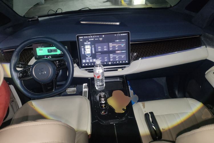 Used Zeekr 009 2022 WE Edition
