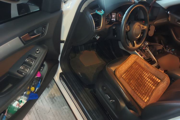 Used Audi Q5 2017 Plus 40 TFSI Technology Model