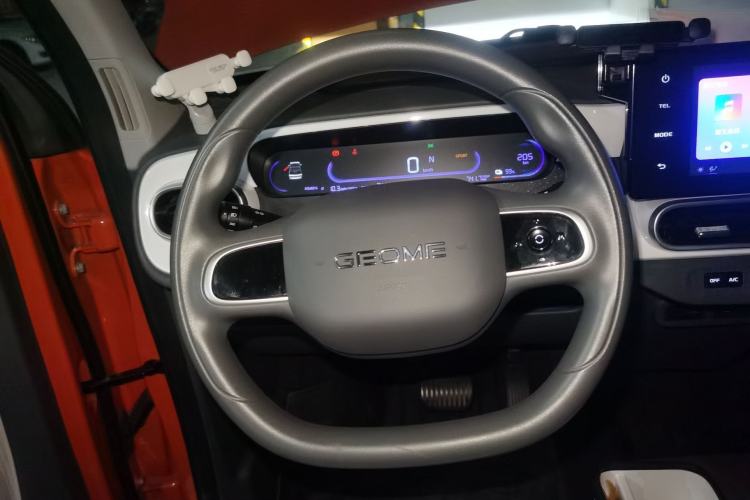 Used Geely Galaxy Panda 2025 210km Panda Rider Steering Wheel