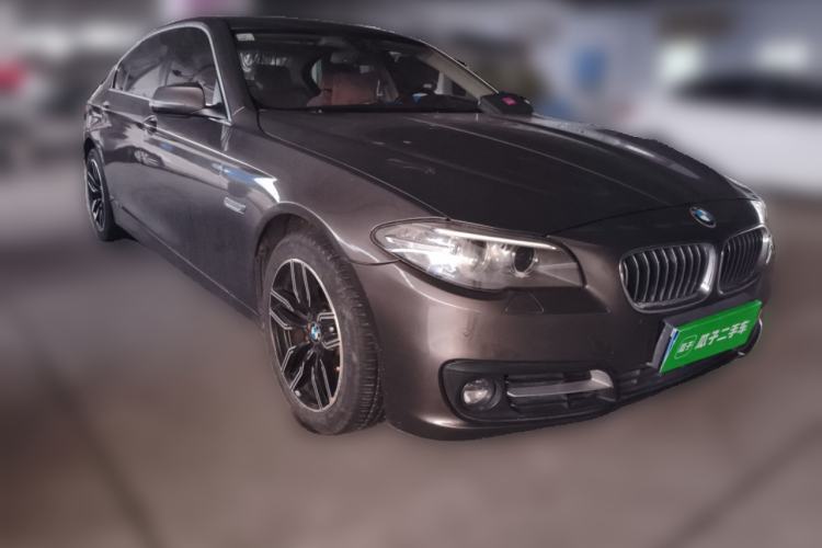 Used BMW 5 Series 2014 530Li Leading Model
