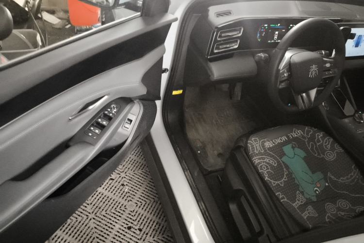 Used BYD Qin L 2024 DM-i 80KM Leading Model
