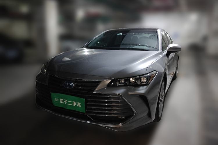 Used Toyota Avalon 2019 Dual-Engine 2.5L XLE Prestige Version China VI Standard