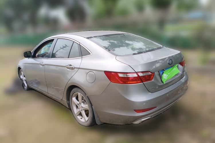 Used Bestune B70 2014 2.0L automatic luxury version