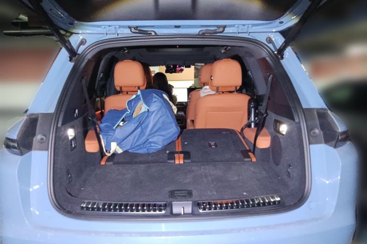 Used Li Auto L8 2023 Max model