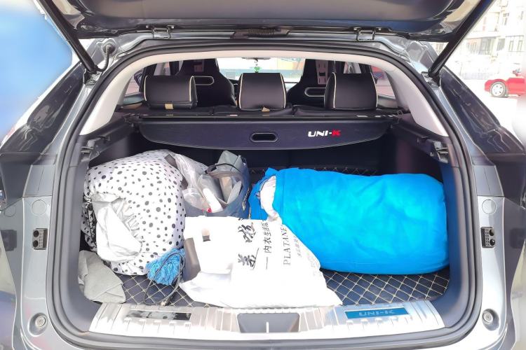 Used CHANGAN UNI-K iDD 2023 Zhidian iDD 1.5T 135km Smart & Fun Model Trunk