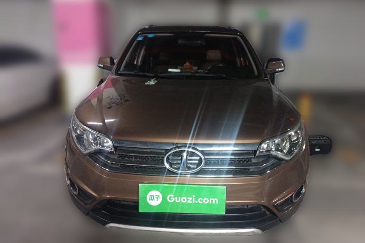 Used FAW Senya R7 2016 1.6L Manual Smart Version Front