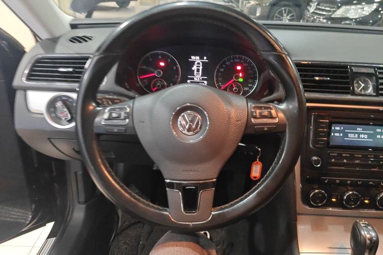 Used Volkswagen Passat 2014 1.8TSI DSG Prestige Edition