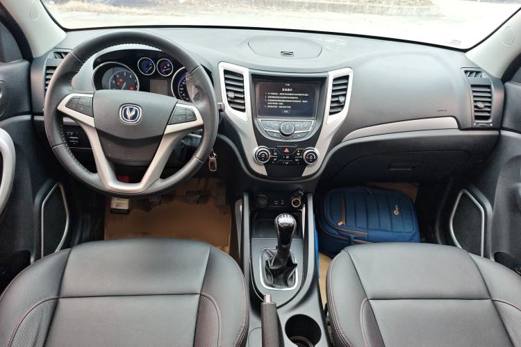 Used Changan CS35 2016 1.6L Manual Luxury Model China V Standard
