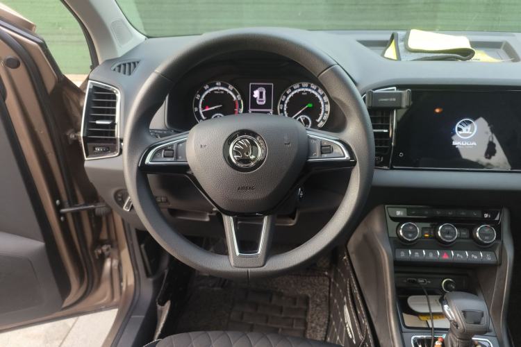 Used Skoda Karoq 2019 TSI280 Smart Drive Deluxe Edition China VI Standard
