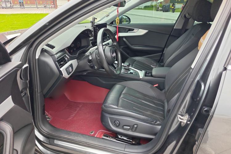 Used Audi A4L 2020 40 TFSI Fashionable and Elegant Model