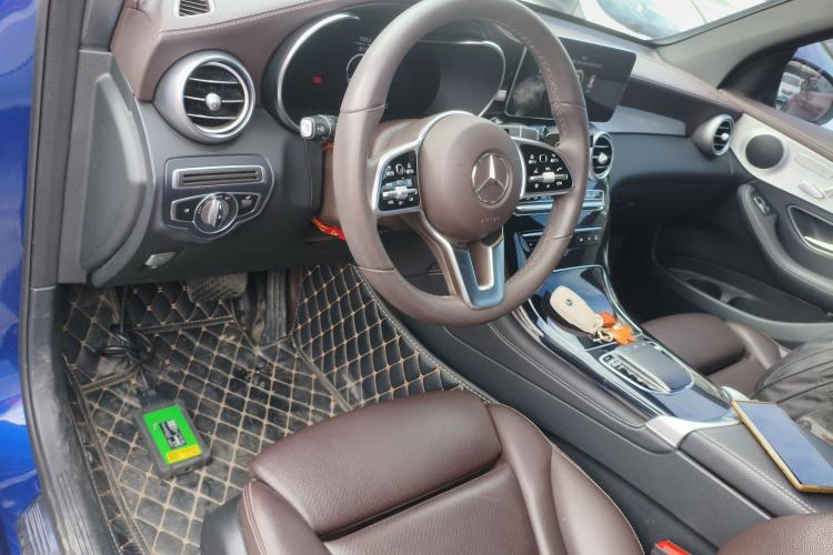 Used Mercedes-Benz GLC 2021 GLC 260 L 4MATIC Dynamic Edition Center Console