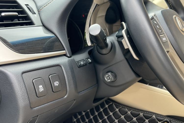 Used Lexus GS 2012 250 Leading Edition
