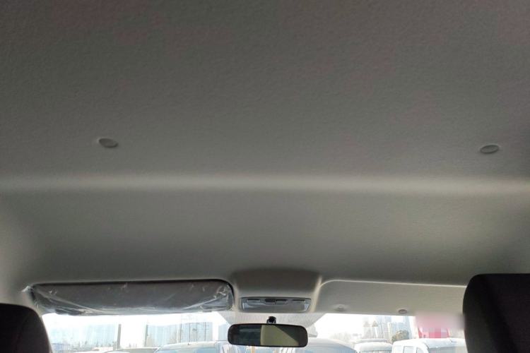 Used JAC Refine M3 2025 PLUS 1.8L Manual Comfort Version 7/8 Seats