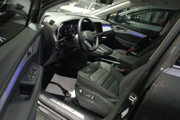 Used Volkswagen Talagon 2022 380TSI All-Wheel-Drive Luxury Prestige Pro 7-Seater Driver Seat