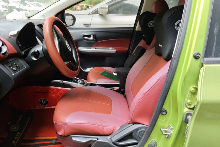 Used CHANGAN Benni 2015 1.4L IMT Luxury Model China IV
