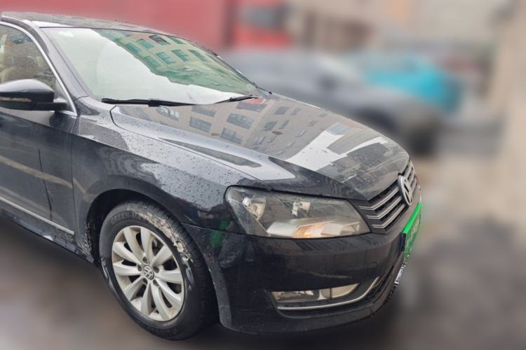 Used Volkswagen Passat 2014 1.8TSI Automatic Prestige Edition Front Right 45 Deg