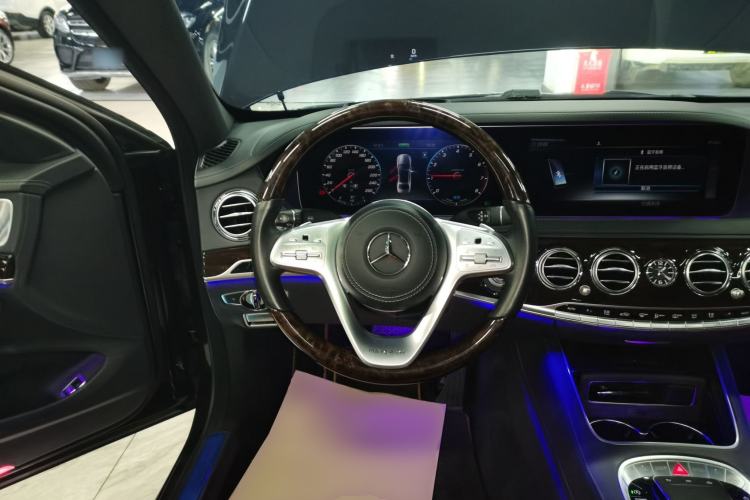 Used Mercedes-Benz Maybach S-Class 2020 S 450 4MATIC Collector's Edition Steering Wheel