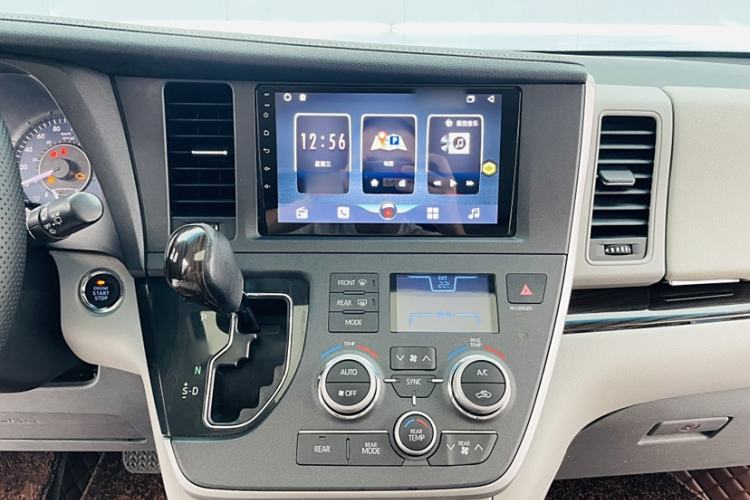 Used Toyota Sienna 2020 3.5L Two-Wheel Drive XLE Leather Interior 7 Seats Mexico Edition
