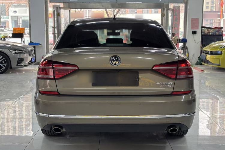 Used Volkswagen Passat 2017 330TSI DSG Luxury Edition