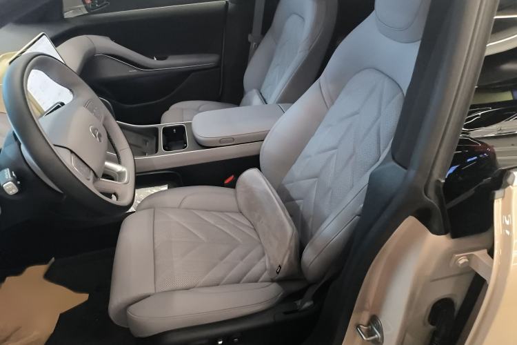 Used Nio ET5T 2025 75 kWh Touring