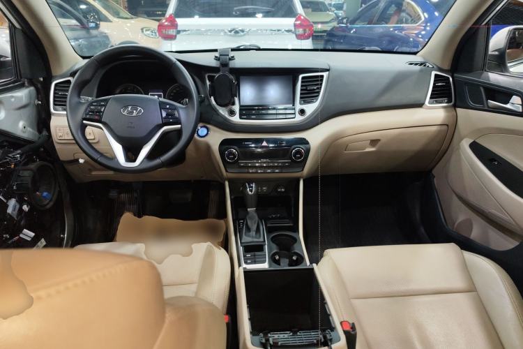 Used Hyundai Tucson 2015 1.6T Dual-Clutch Two-Wheel-Drive Smart Model