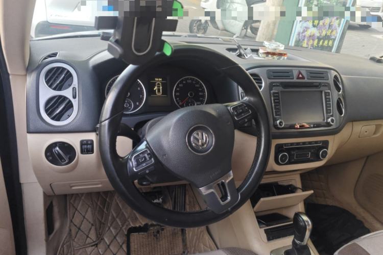 Used Volkswagen Tiguan 2012 1.8TSI Automatic All-Wheel Drive Elite Edition Steering Wheel