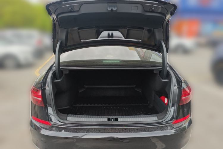 Used Volkswagen Passat 2019 330TSI Luxury Edition China V Standard Trunk