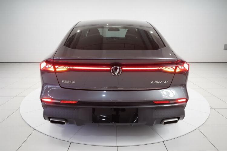 Used Changan UNI-V 2024 1.5T Prestige Edition