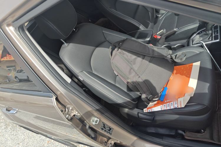 Used Hyundai ix25 2017 1.6L Automatic Smart Version
