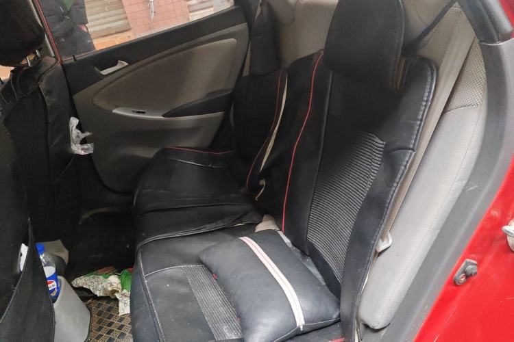 Used Hyundai Verna (older generation) 2010 Sedan 1.4L Automatic Comfort Model GS
