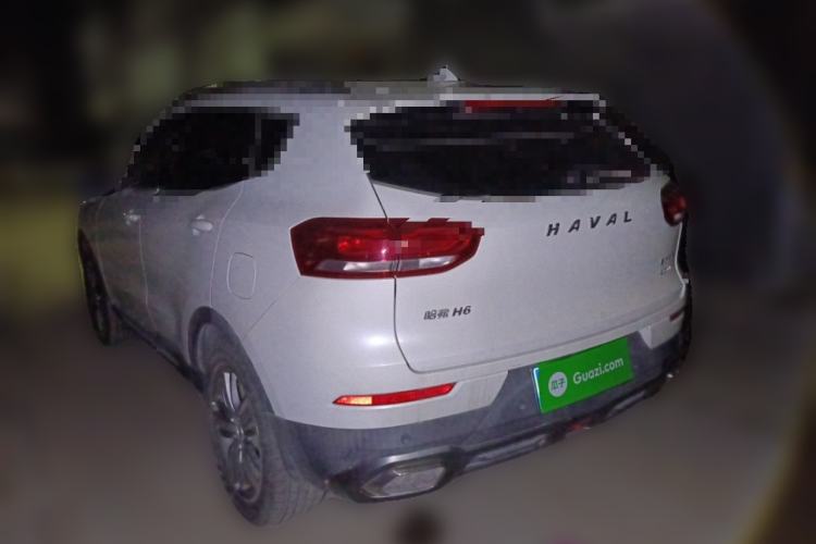 Used Haval H6 2017 Red Label 2.0T Automatic Two-Wheel Drive ZhiShang Model