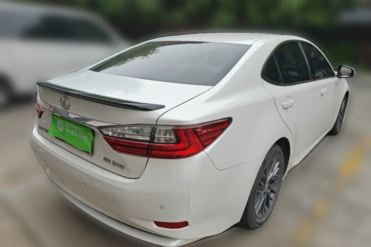 Used Lexus ES 2017 200 30th Anniversary Edition
