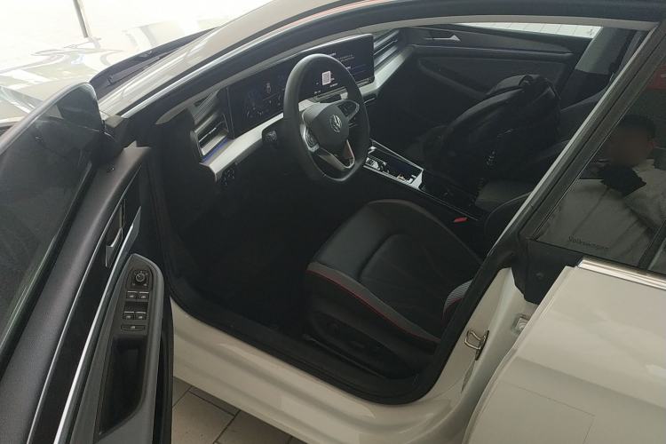 Used Volkswagen Lamando 2025 Lavida L 280TSI DSG Cool & Spicy Edition