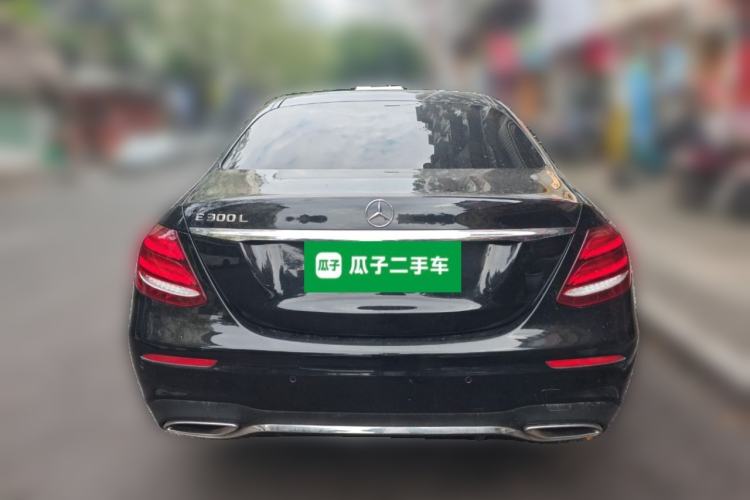 Used Mercedes-Benz E-Class 2019 E 300 L Sporty and Stylish Model
