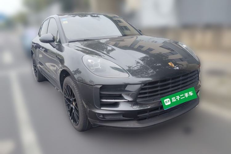 Used Porsche Macan 2018 Macan 2.0T Front Right 45 Deg