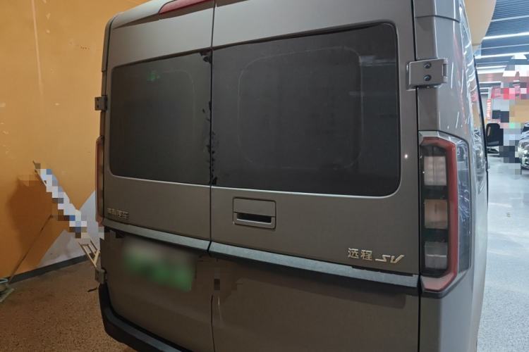 Used Farizon Super VAN 2025 Yucheng Action-Pak, Short-Axle 68kWh ZhiXin, 5-seater
