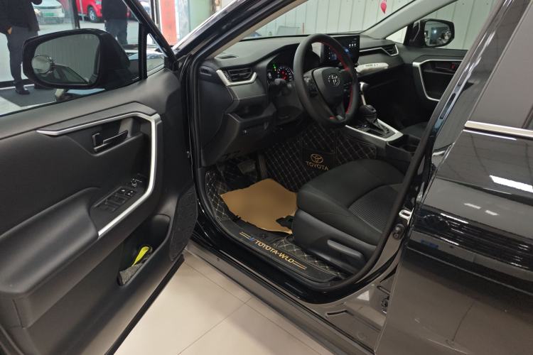 Used Toyota Wildlander 2023 2.0L CVT Two-Wheel Drive Leading Edition
