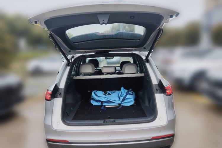 Used Geely Galaxy Xingjian 7 EM-i 2025 120km Flagship Edition Trunk