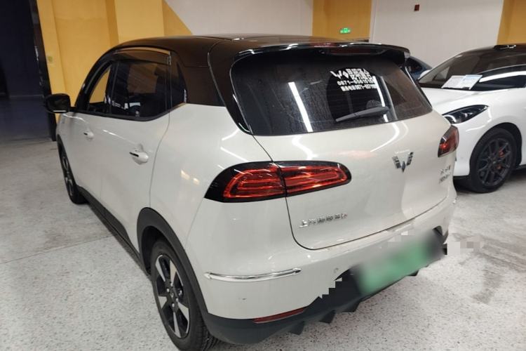 Used Wuling Bingo PLUS 2024 330 km Range Five-Seater Version
