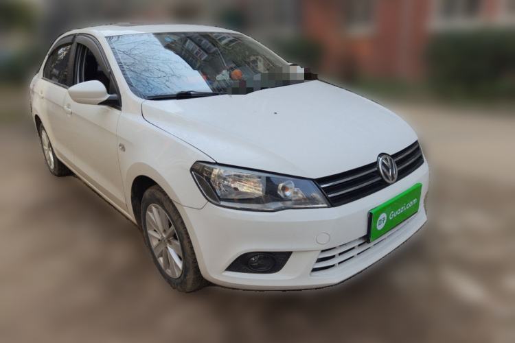 Used Volkswagen Jetta 2013 1.6L Manual Comfort Model Front Right 45 Deg