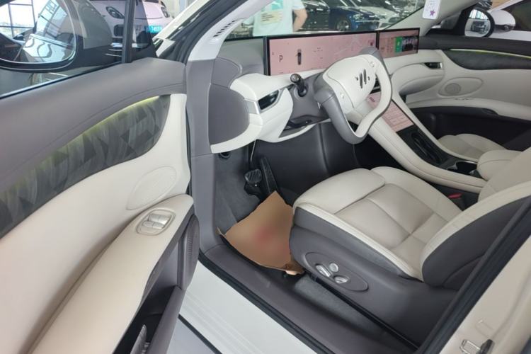 Used IM LS6 2023 Max Standard Edition