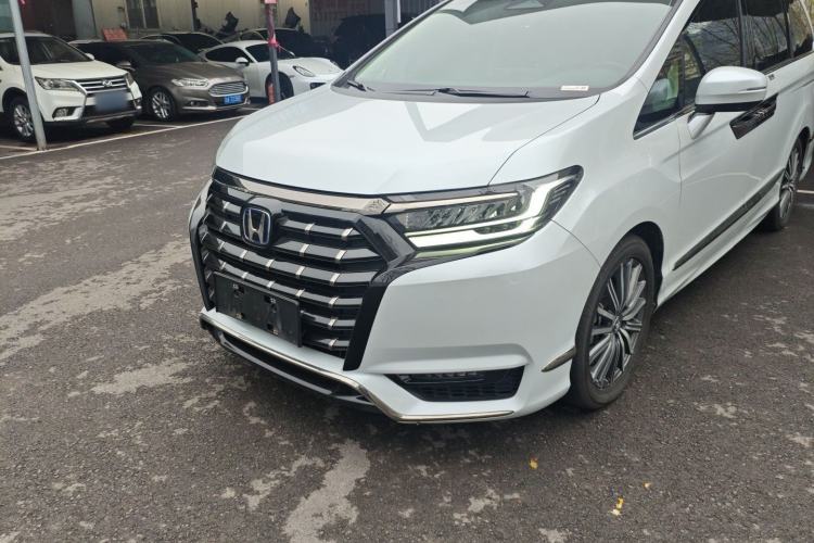 Used Honda Elysion 2024 2.0L eHEV Luxury Edition
